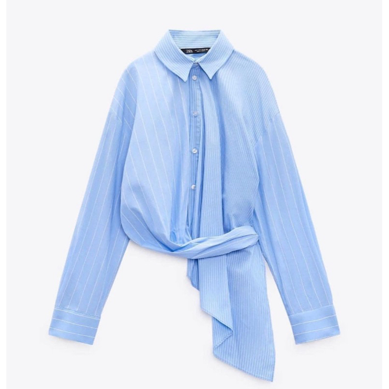 Áo sơ mi lệch eo + quần jean ống rộng