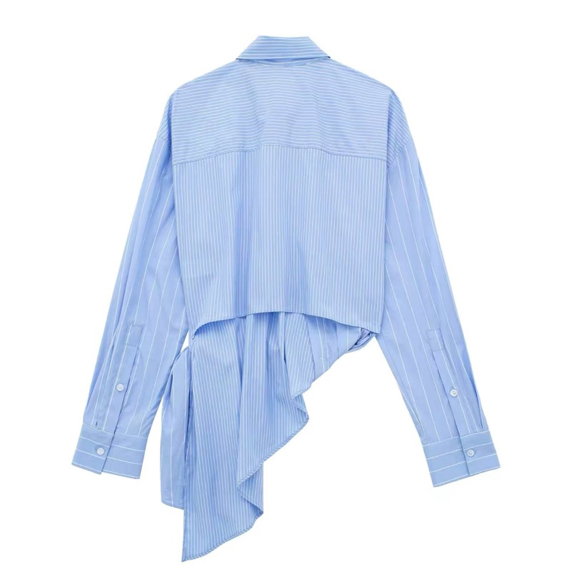 Áo sơ mi lệch eo + quần jean ống rộng