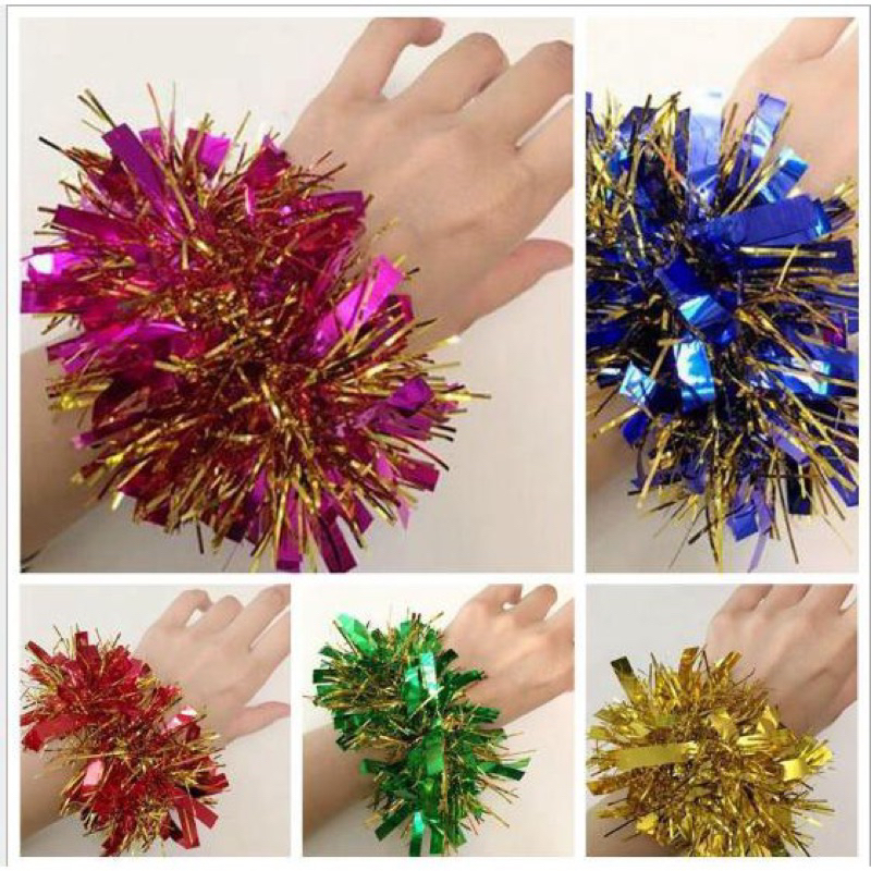 Tua rua kim tuyến múa đeo tay