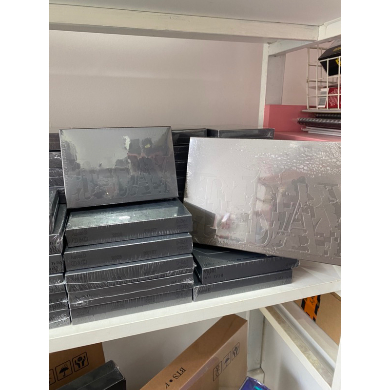 Bộ ảnh AGUSTD D-DAY nguyên seal