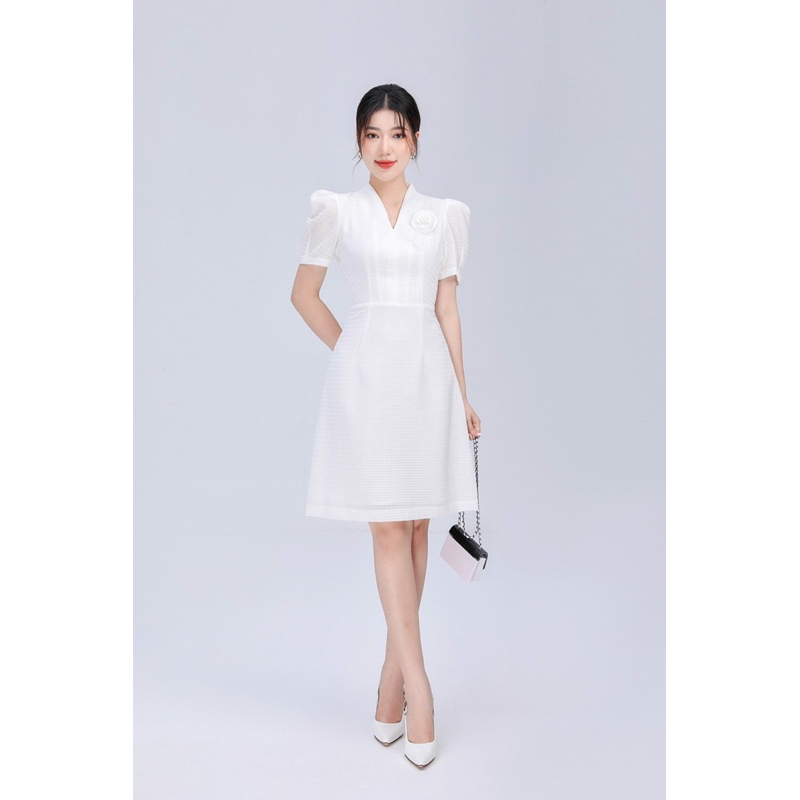 Đầm trắng đính hoa 3D thiết kế cao cấp NEM Fashion 40282 giá tốt