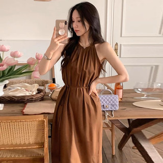 Đầm nữ cổ yếm dáng dài qua gối có thắt dây eo