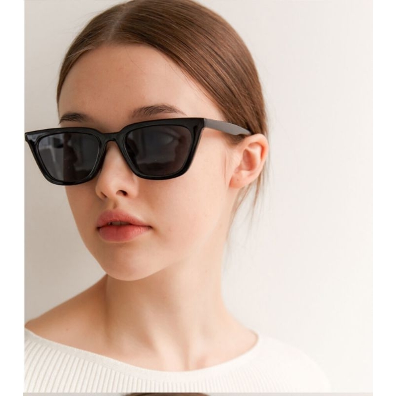 KÍNH   ONE BRILLIANT IVAN OB166