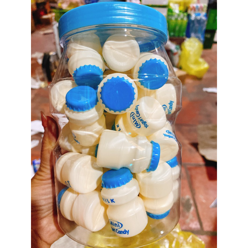Hộp 30 lọ kẹo xê sữa . trái cây siêu xinh