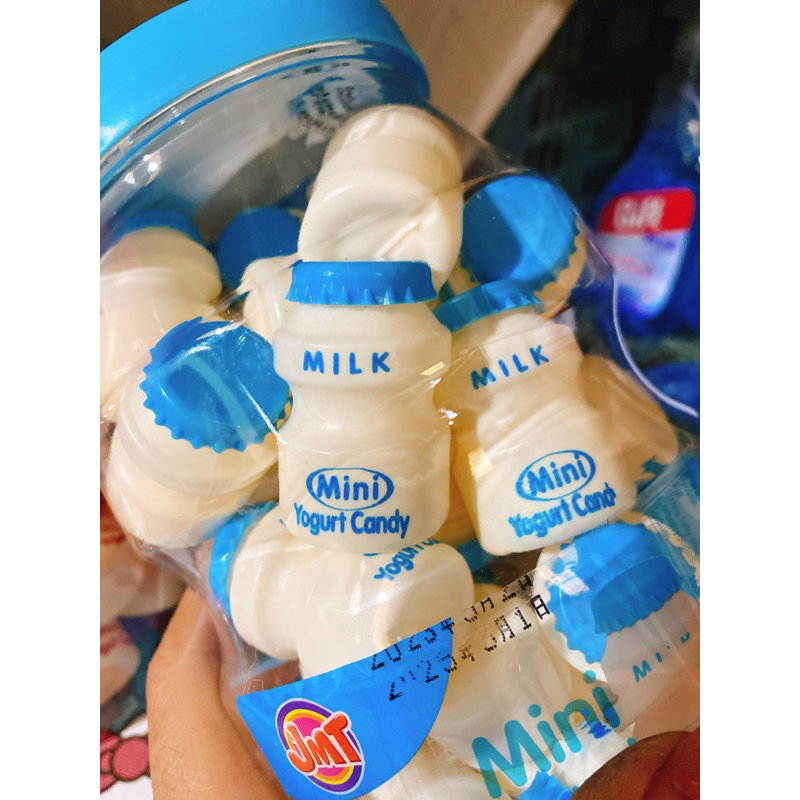 Hộp 30 lọ kẹo xê sữa . trái cây siêu xinh