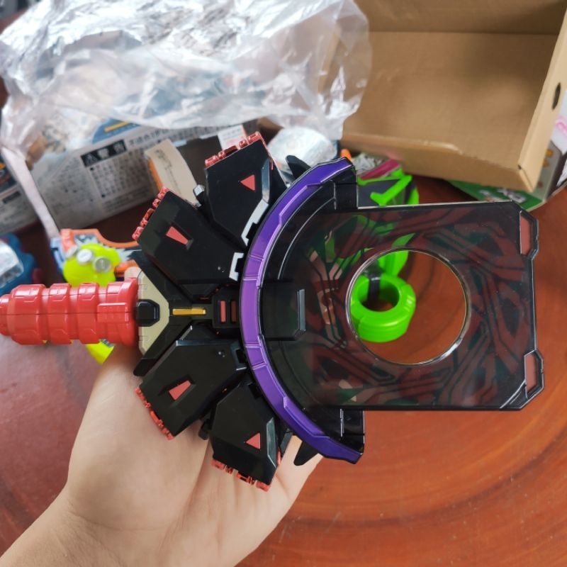 Boost Mark 2 Buckle để nâng cấp Kamen Rider Geats