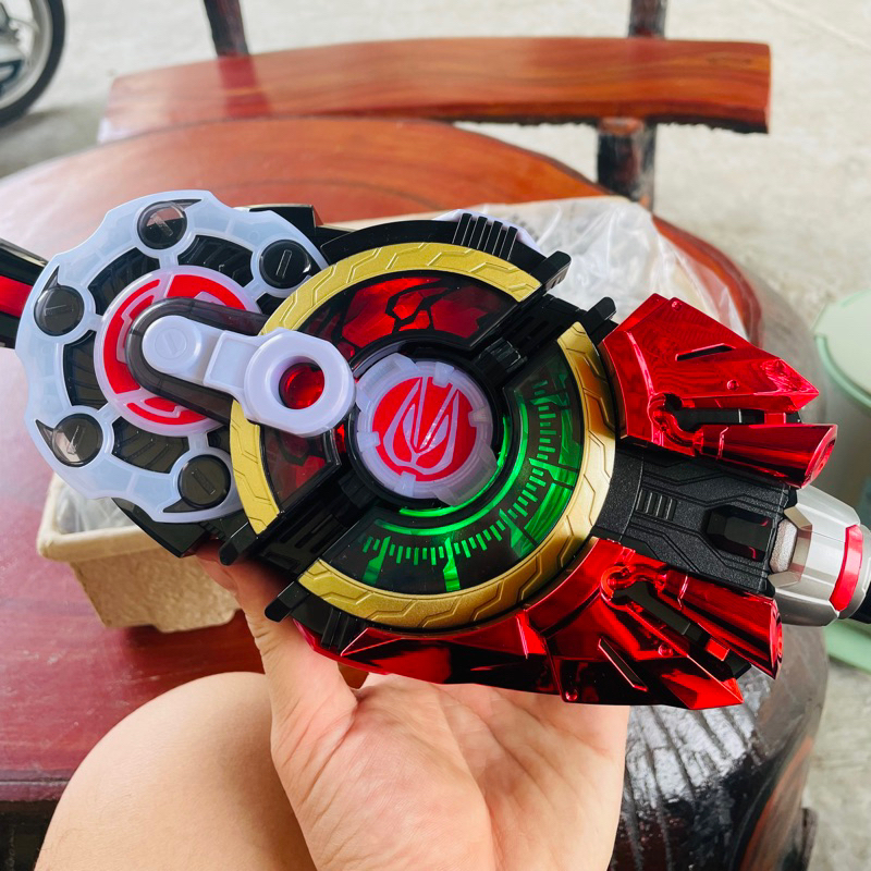 Có Sẵn Desire Driver Kamen Rider Geats Boost Mugnum Buckle