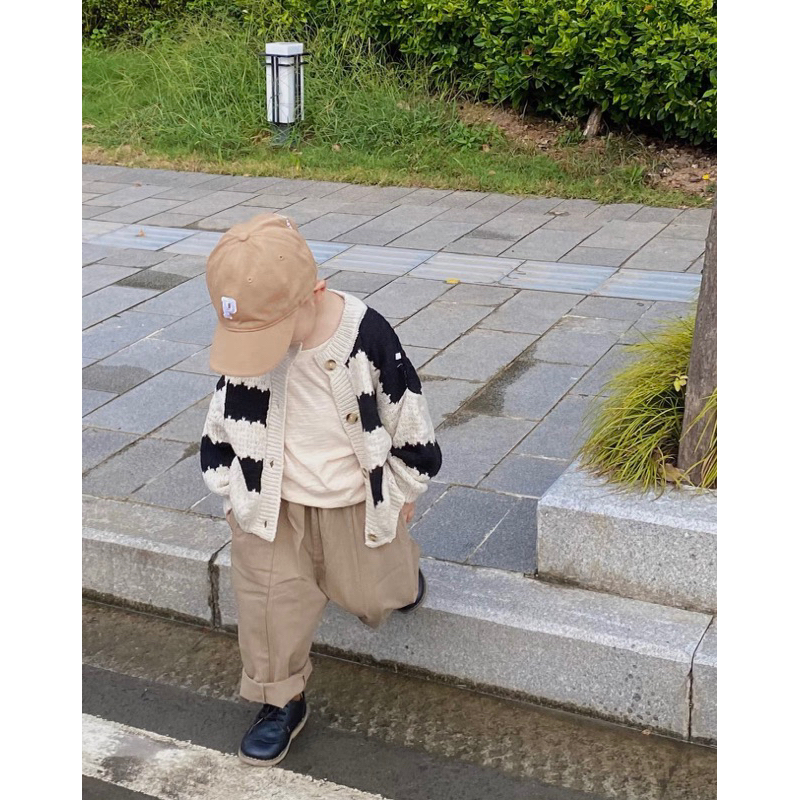 Áo len cardigan sọc đen trắng Hàn Quốc dành cho bé trai bé gái size 80-130