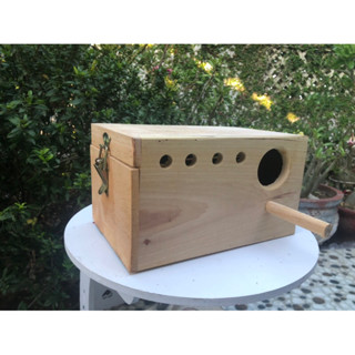 Tổ gỗ cứng có hộc dành cho vẹt nhỏ như lovebird, yến phụng ,