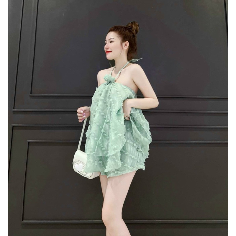 Sét Đồ Bộ Cổ Yếm Bèo Tầng Xoè mix quần đùi dễ thương chất vải XÔ BÔNG y mẫu