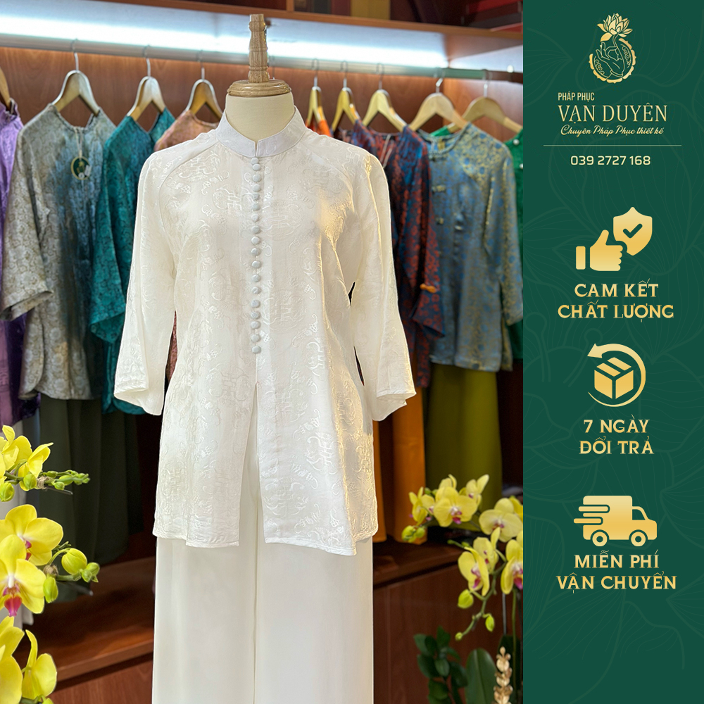 Bộ Pháp Phục Vạn Duyên Chất Liệu Tơ Tằm Màu Trắng Họa Tiết Hoa Văn Chữ Thọ Cúc Bọc