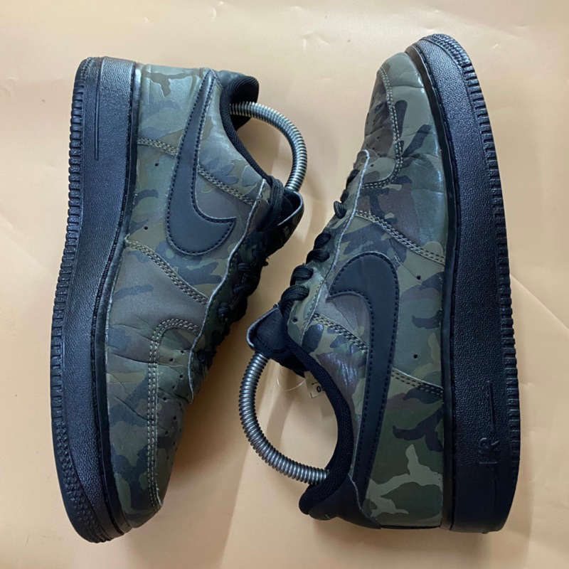 Giày chính hãng đã qua sử dụng