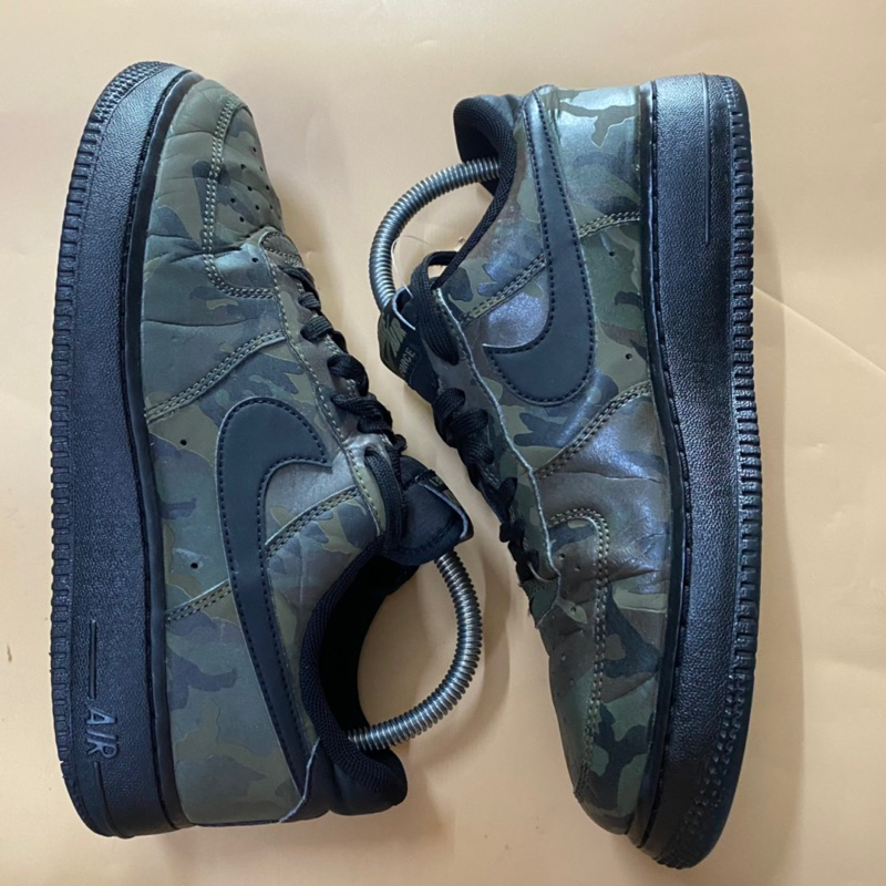 Giày chính hãng đã qua sử dụng