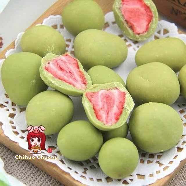 Socola bọc dâu sấy Hongkong Aji Ichiban
