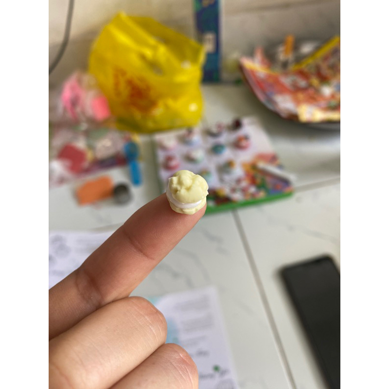 Mô hình bánh mini bằng đất sét