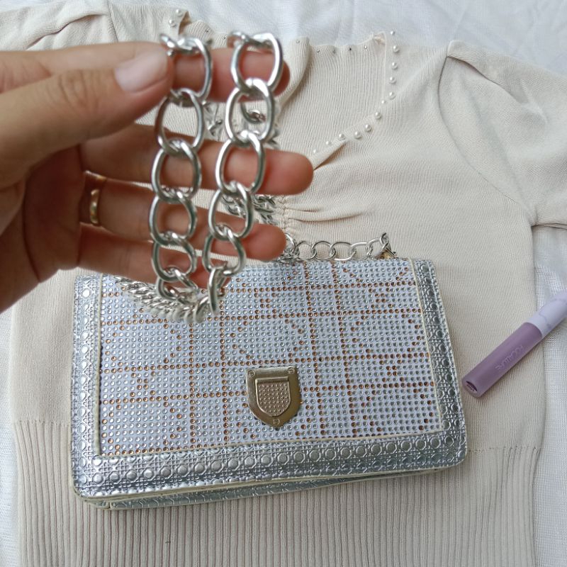 Túi xách đá bạc dây xích bản to lấp la lấp lánh