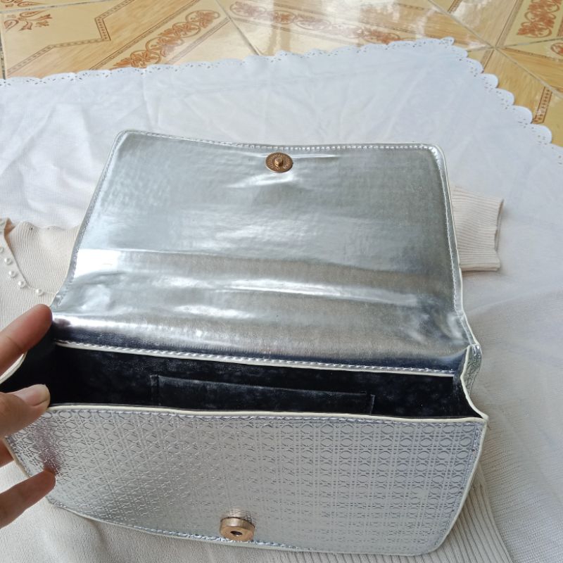 Túi xách đá bạc dây xích bản to lấp la lấp lánh