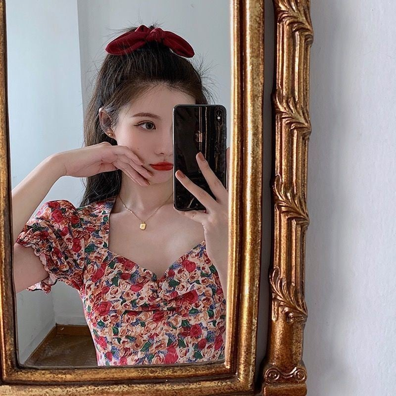 Váy hoa nhí trễ vai ulzzang phong cách retro họa tiết cá tính