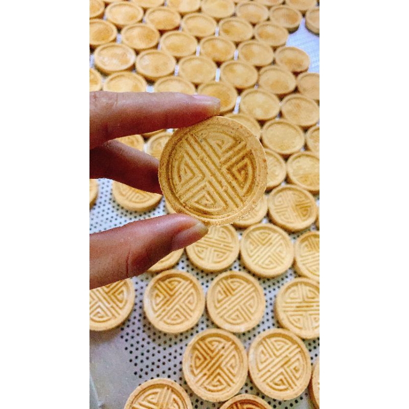 Bánh đậu xanh nhân thịt Hội An, bánh đậu xanh nướng hiệu bà Trình, bà Bông chính gốc