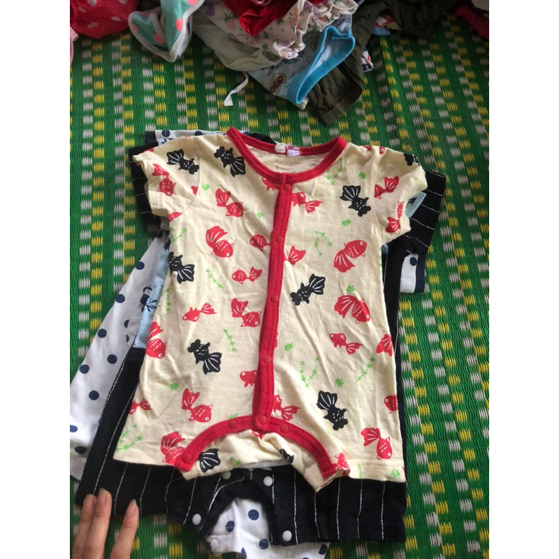 Body sơ sinh cho bé