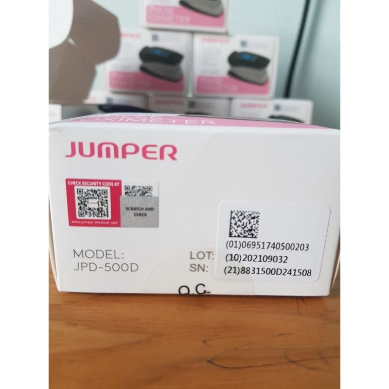 Máy đo oxy máu Spo2 JUMPER JPD-500D -  màn hình OLED chính hãng