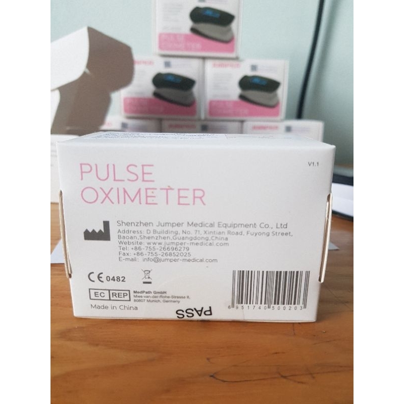 Máy đo oxy máu Spo2 JUMPER JPD-500D -  màn hình OLED chính hãng