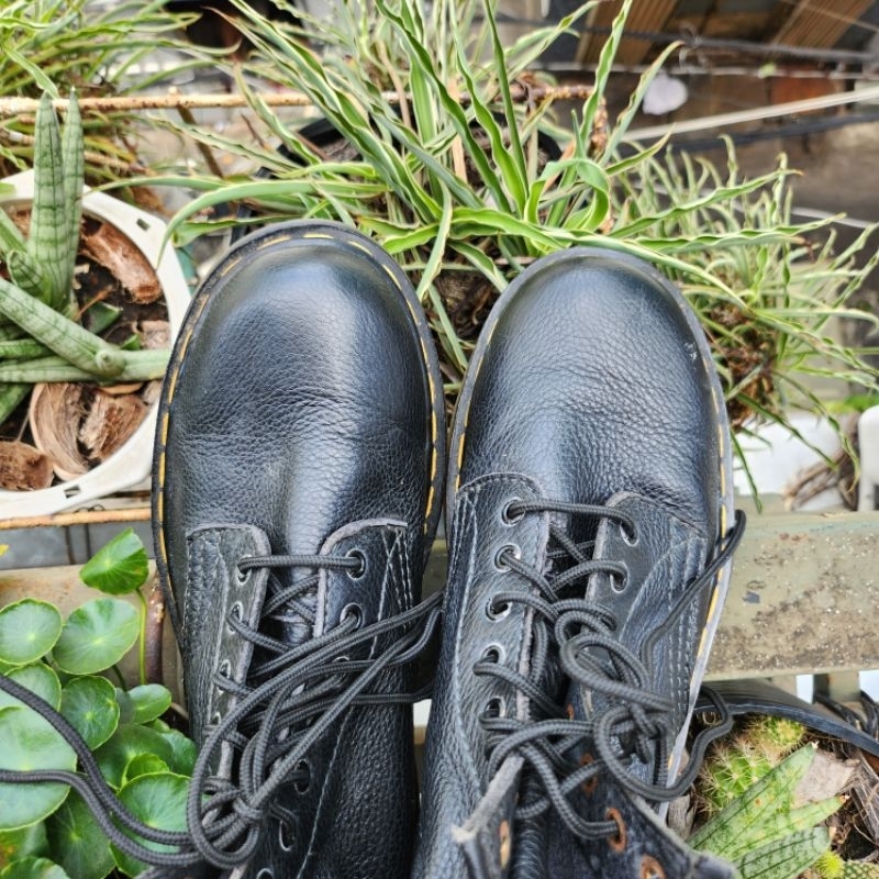 Giày boot da thật Dr.Martens AirWair AW008 da nguyên miếng vintage authentic 6UK size 39 - em và nắng
