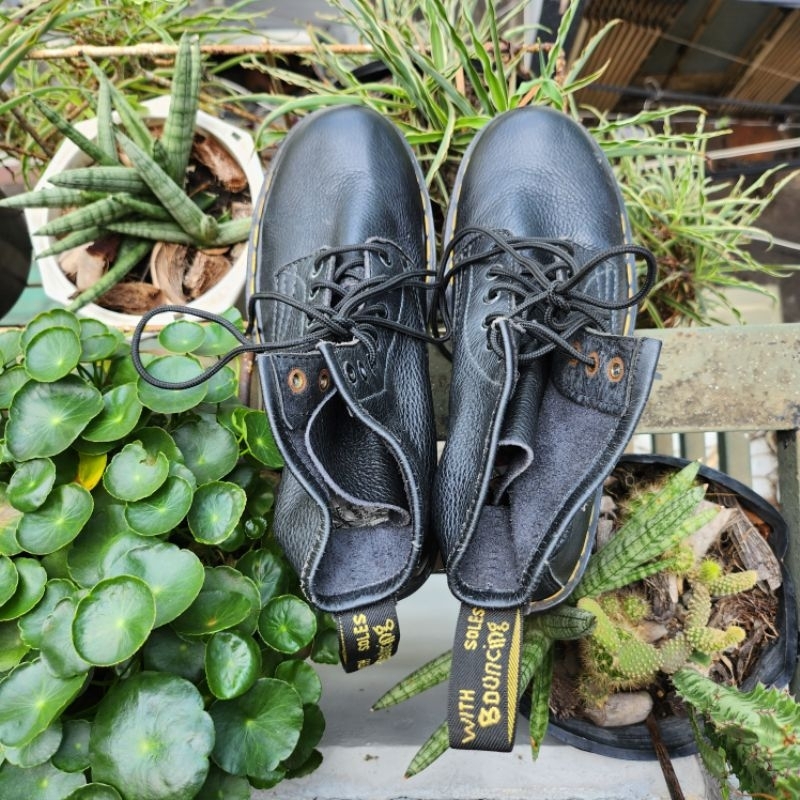 Giày boot da thật Dr.Martens AirWair AW008 da nguyên miếng vintage authentic 6UK size 39 - em và nắng