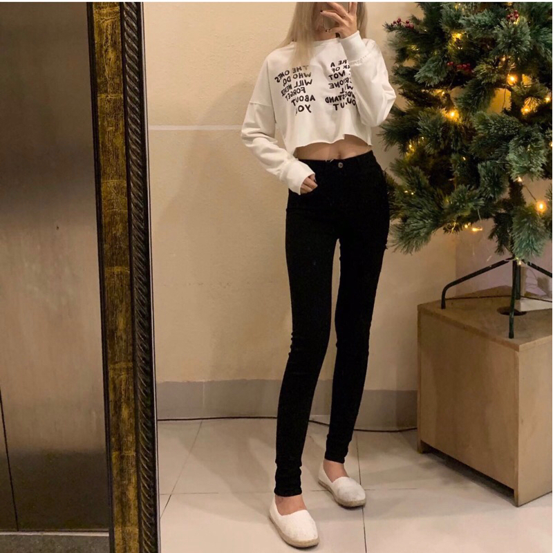QUẦN JEANS SKINNY - ĐEN