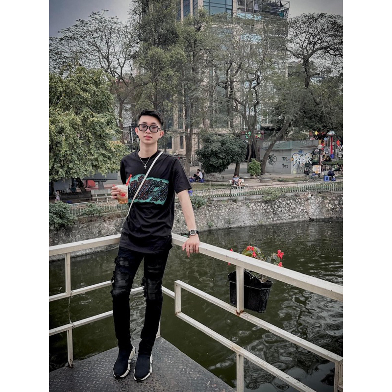 Áo phông nam nữ Premium Cotton dập chữ Eo Vì vân hoa phối loang xanh  logo ngược sau áo cực hot 2023