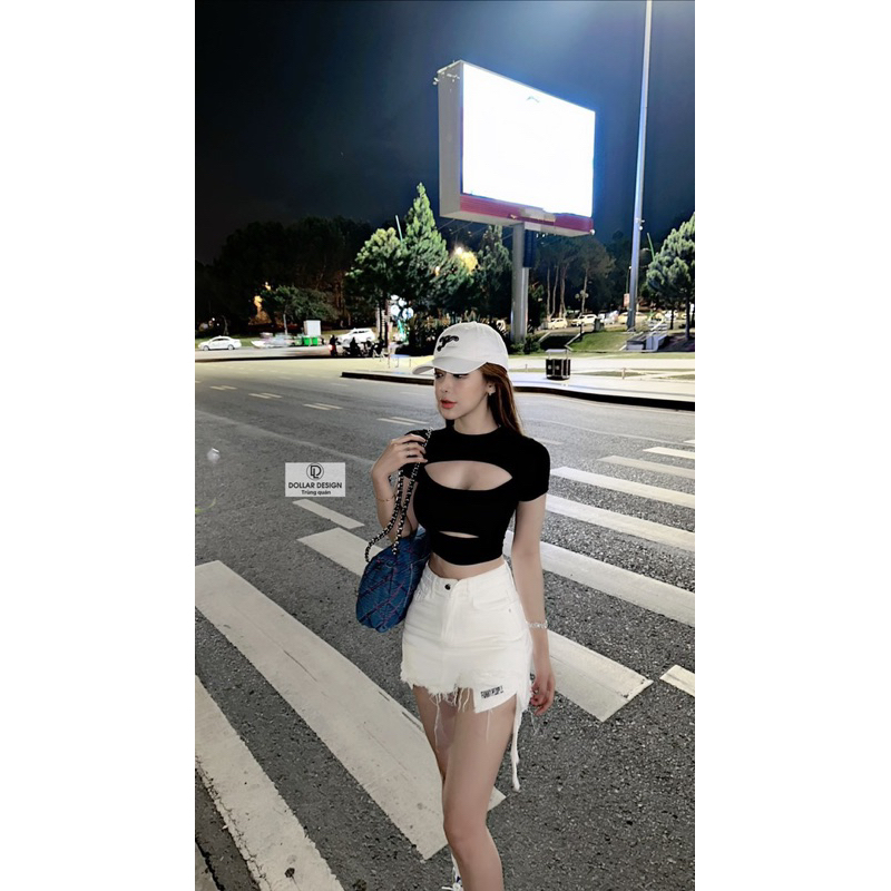 Áo croptop cộc tay khoét ngực siêu ngầu
