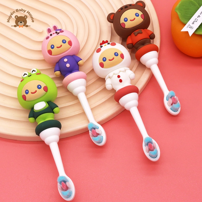 Bàn Chải Đánh Răng Trẻ Em Lông Mềm, Siêu Mịn Chăm Sóc Răng Miệng Cho Bé từ 2-10 Tuổi Hình Gấu Dễ Thương