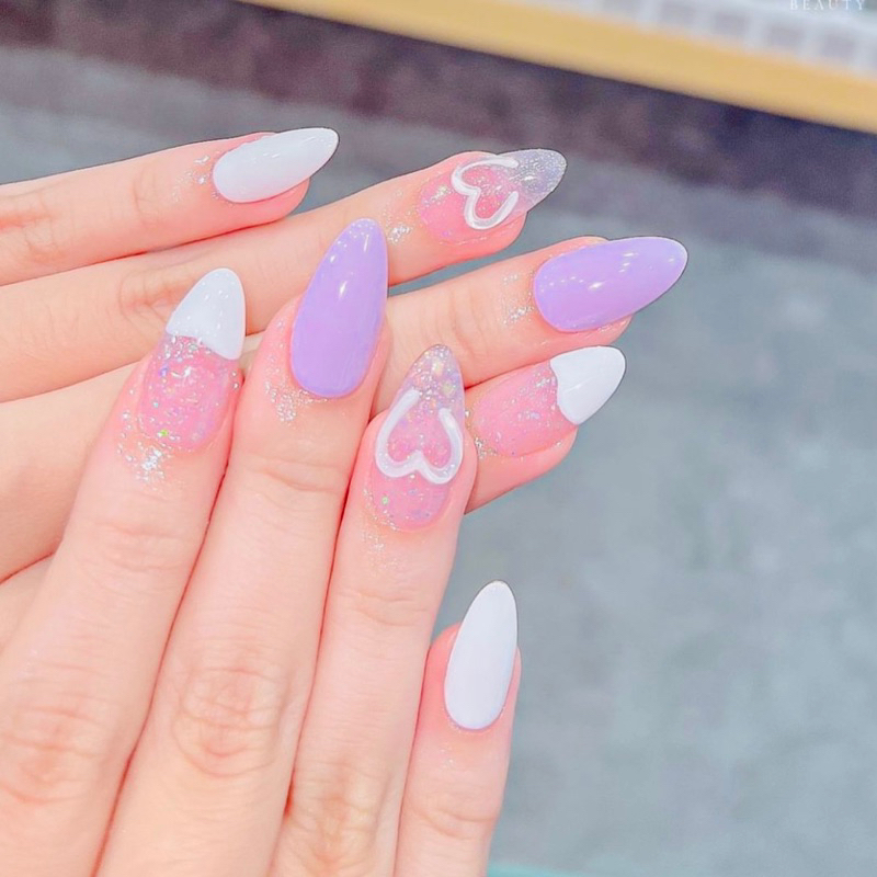 Nailbox tím vẽ tim