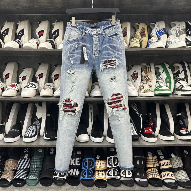 Quần JEAN Amiri Nam Wash Xanh Khói Rách Xù Viền Vá Vải Nhăn Xanh Quần Bò Nam 4 Cúc Xanh Khói Gối Vá Họa Tiết Hot | BigBuy360 - bigbuy360.vn