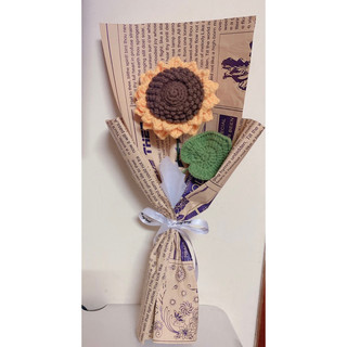 Bó hoa hướng dương đặc biệt bằng len handmade