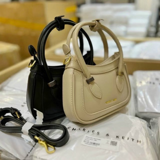 Túi sách Charles & keith sizze 20