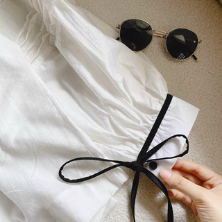SET ÁO BBD TRẮNG XẾP LY + CROP TRẮNG