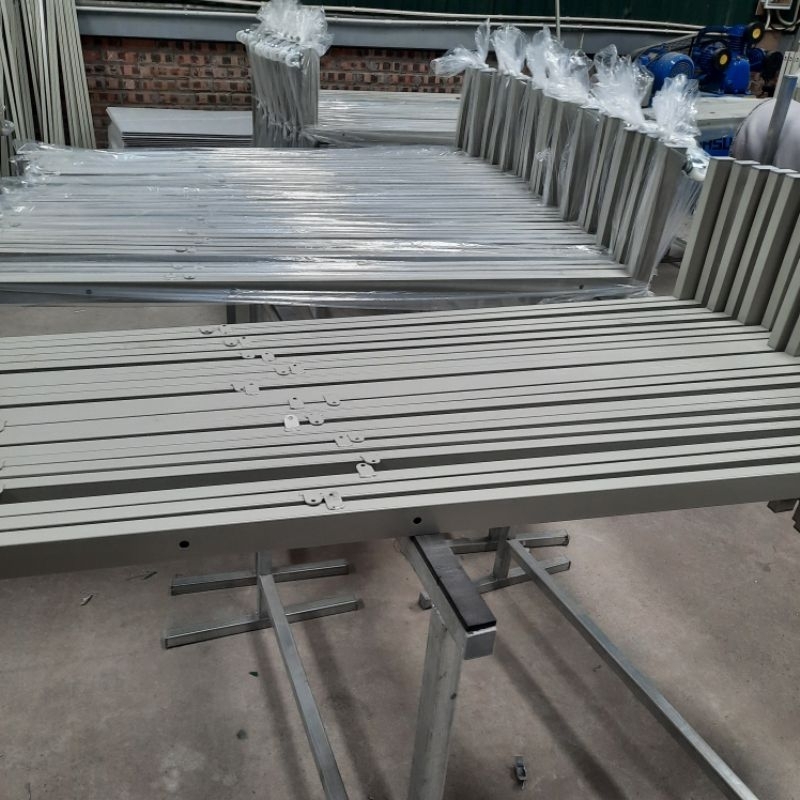 Giá vẽ tranh 1.2m và 1.3m - Giá Đỡ bảng viết bằng Sắt NÂNG hạ