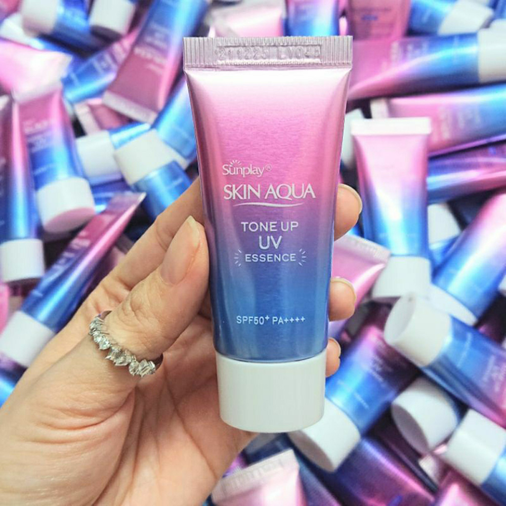 Tinh chất chống nắng hiệu chỉnh sắc da Sunplay Skin Aqua Tone up UV SPF 50+, PA++++- Hàng mẫu 7g