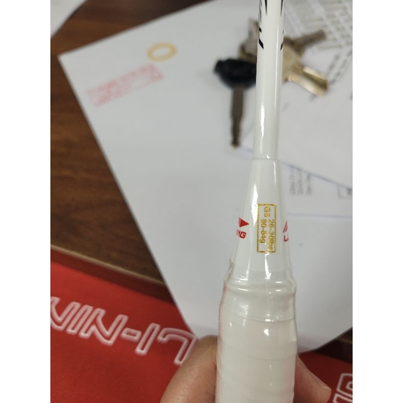 Vợt cầu lông lining khung cacbon căng từ 9-11 kg