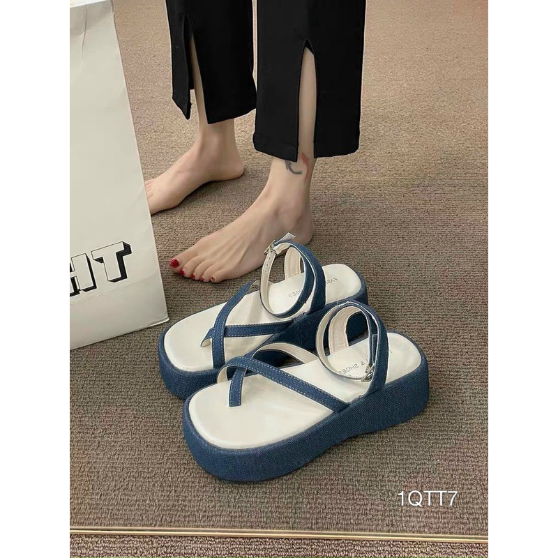 Sandal Bánh Mì Xuồng Dây Jean Xỏ Ngón Siêu Xinh