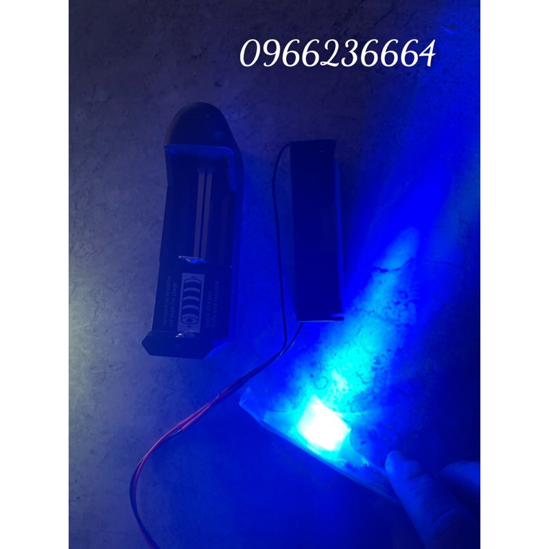 Đèn cảm biến diều sáo choá to nháy 7 màu cực sáng