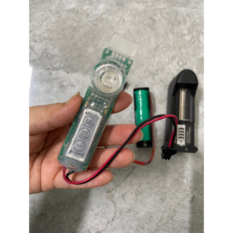 Đèn cảm biến diều sáo choá to nháy 7 màu cực sáng