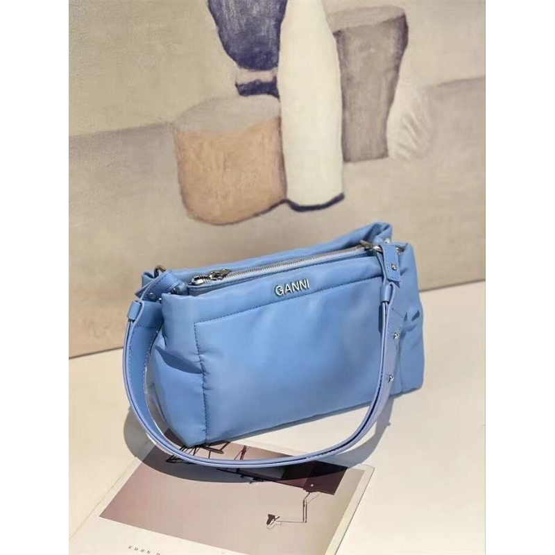 Túi kẹp nách  GANNI medium Baguatte