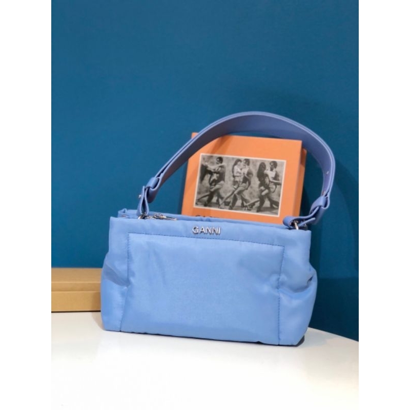 Túi kẹp nách  GANNI medium Baguatte