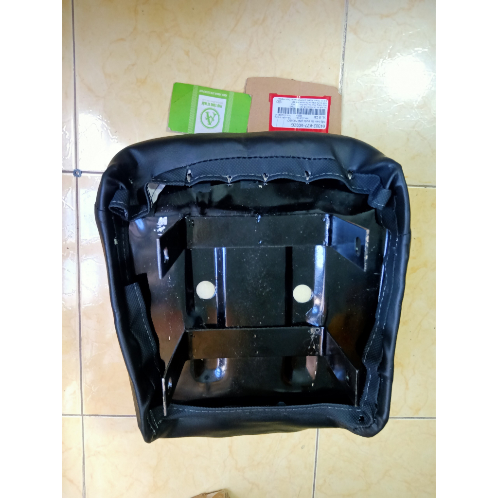 Yên nêm xe ba gac nặng 2kg 4 chân cao cấp