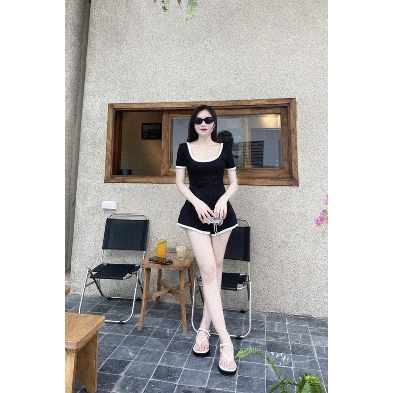 Bộ Jumpsuit Nữ Tay Cộc Len Tăm Cổ Tròn Phong Cách Năng Động Thời Trang Nữ