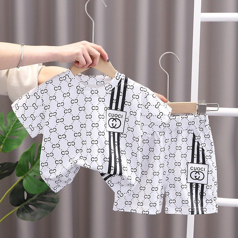 Quần áo trẻ em bé trai mẫu GG chất cotton trơn giá rẻ cho bé trai
