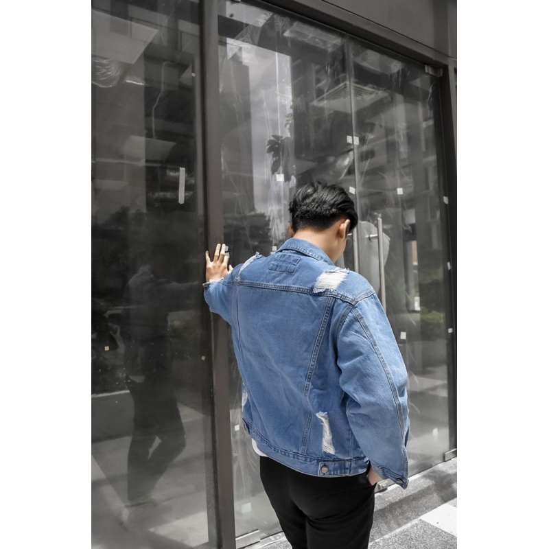 Áo Khoác Jean Rách Unisex nam nữ phong cách ulzzang. Có 6 túi túi trong cao cấp