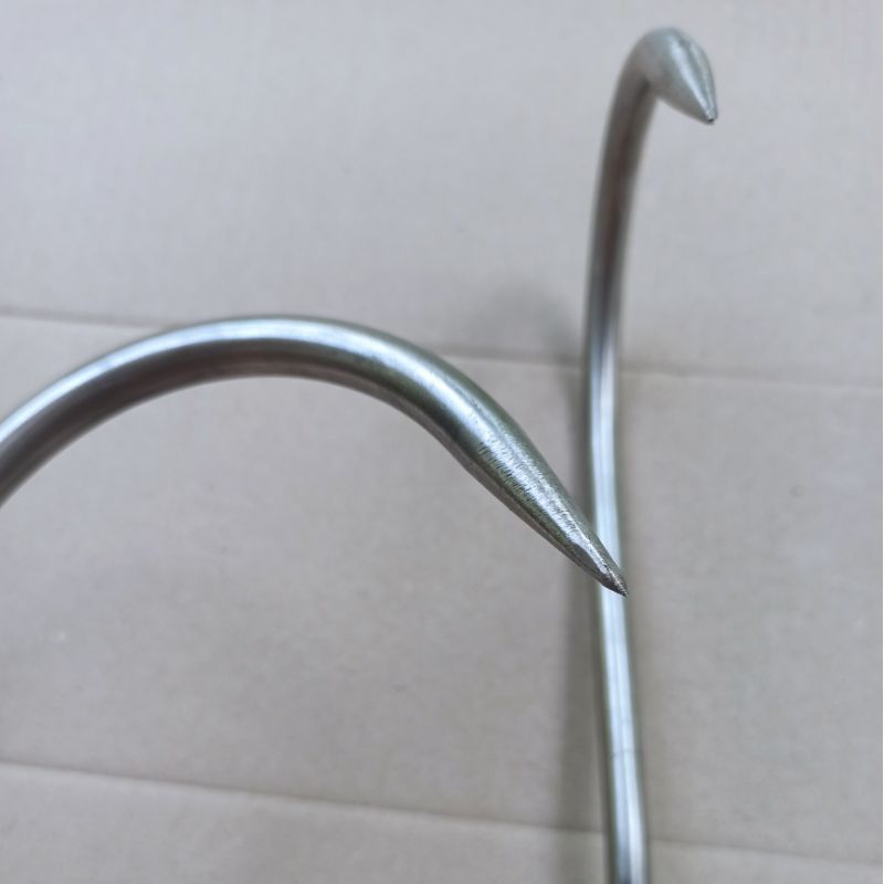 Cây móc nước đá inox  dài 25 cm cán inox